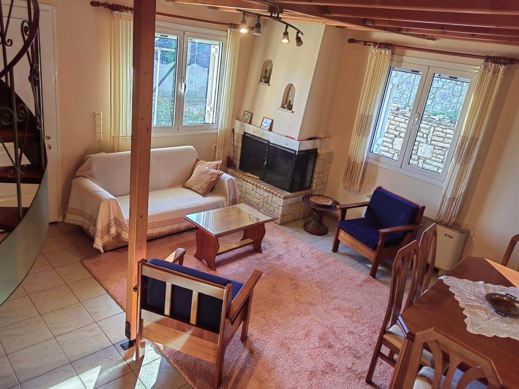 Willa Plataniotissa Mansion Kalawrita Zewnętrze zdjęcie