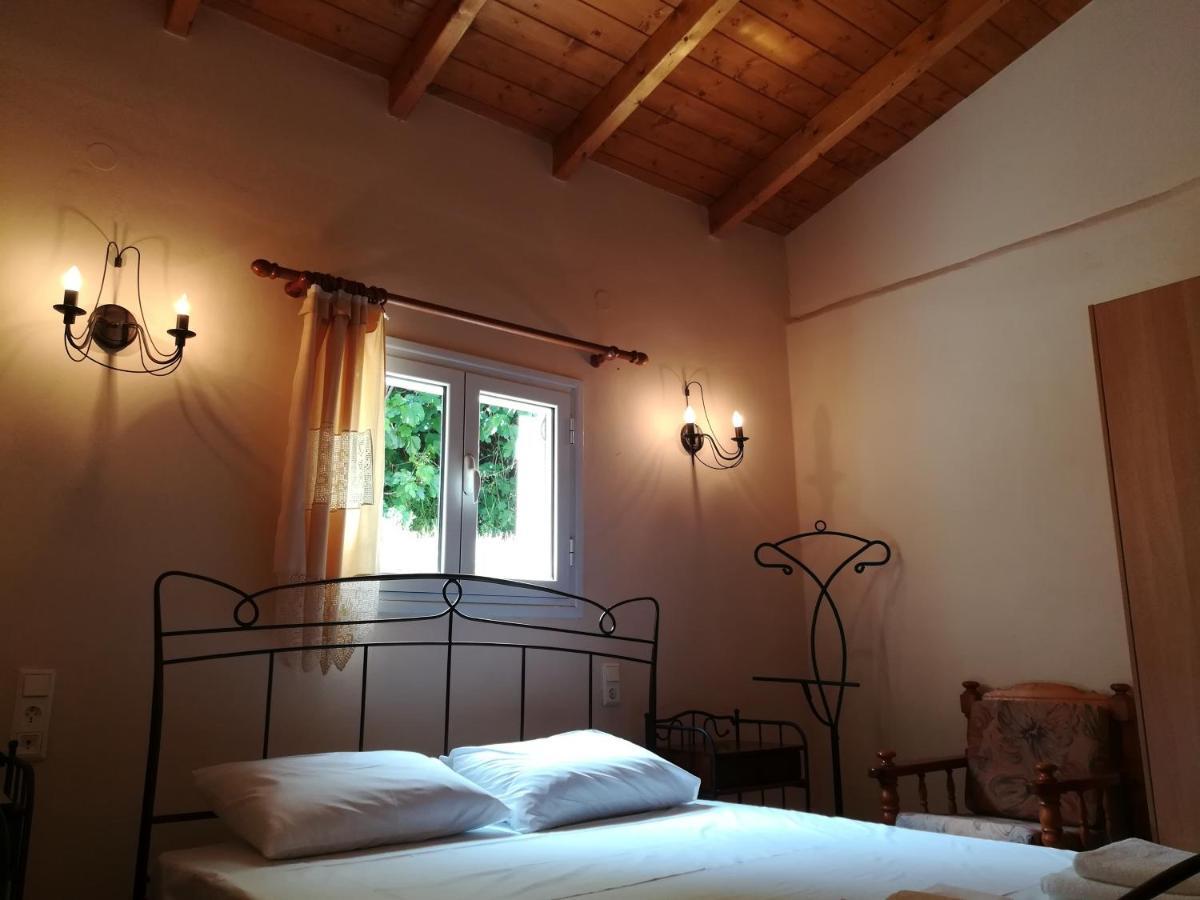 Willa Plataniotissa Mansion Kalawrita Zewnętrze zdjęcie